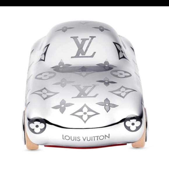 Louis Vuitton Monogram Car Paperweight NWT - Picture 2 of 7